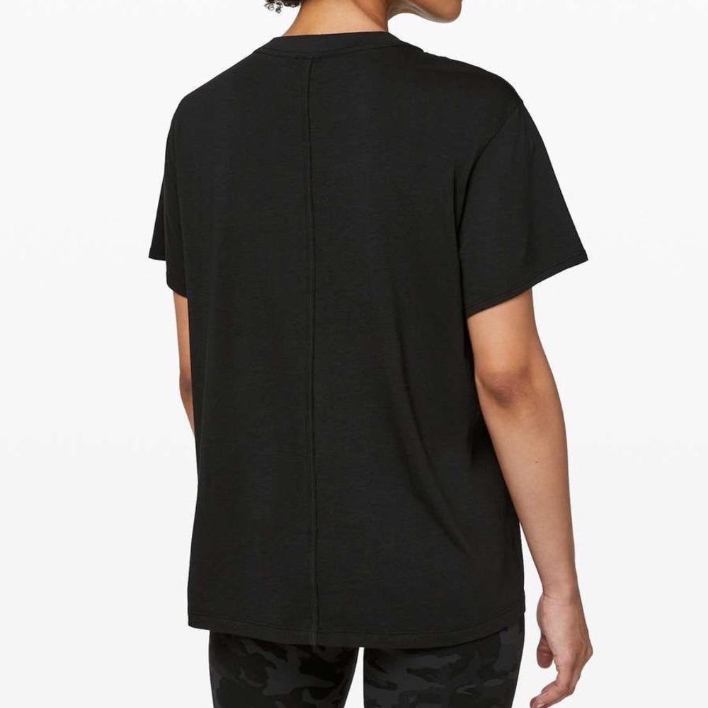 Lululemon All Yours Boyfriend Tee Black Vitasea Pima Cotton Shirt Size 6 - Picture 2 of 7